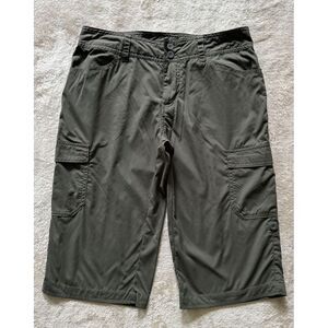 Patagonia Women's Green Water Cargo Shorts Pockets‎ Outdoor Hiking Bermuda Sz 2
